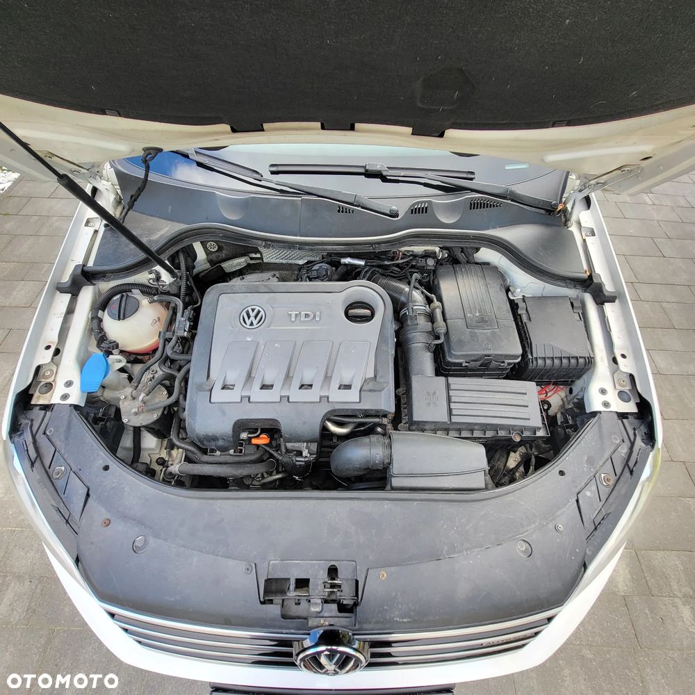 Volkswagen Passat 2.0 TDI 4Mot Highline DSG - 14
