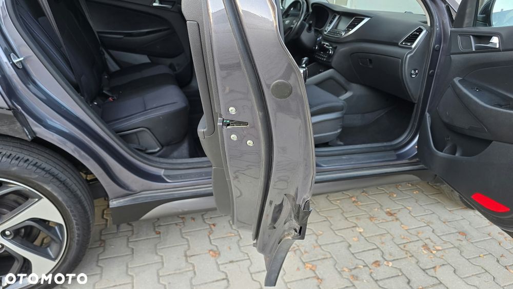 Hyundai Tucson 2.0 CRDI Comfort 4WD - 33