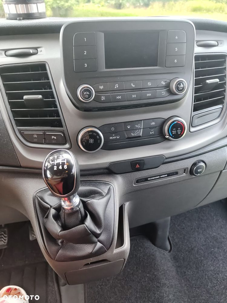 Ford Transit Custom - 11