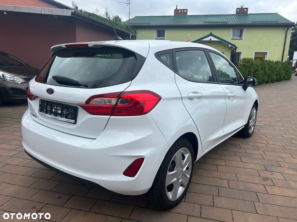 Ford Fiesta 1.1 S&S TREND - 11