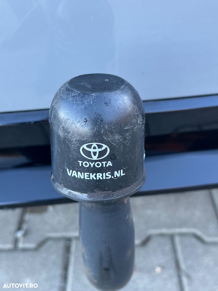 Toyota Corolla 1.8 HSD Dynamic GR Sport - 9