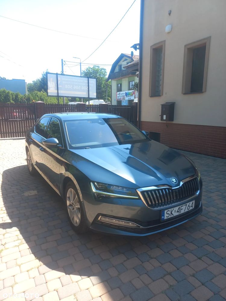 Skoda Superb 2.0 TDI SCR 4x4 Style DSG - 1