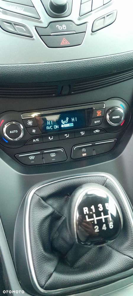 Ford C-MAX 1.6 TDCi Titanium - 38