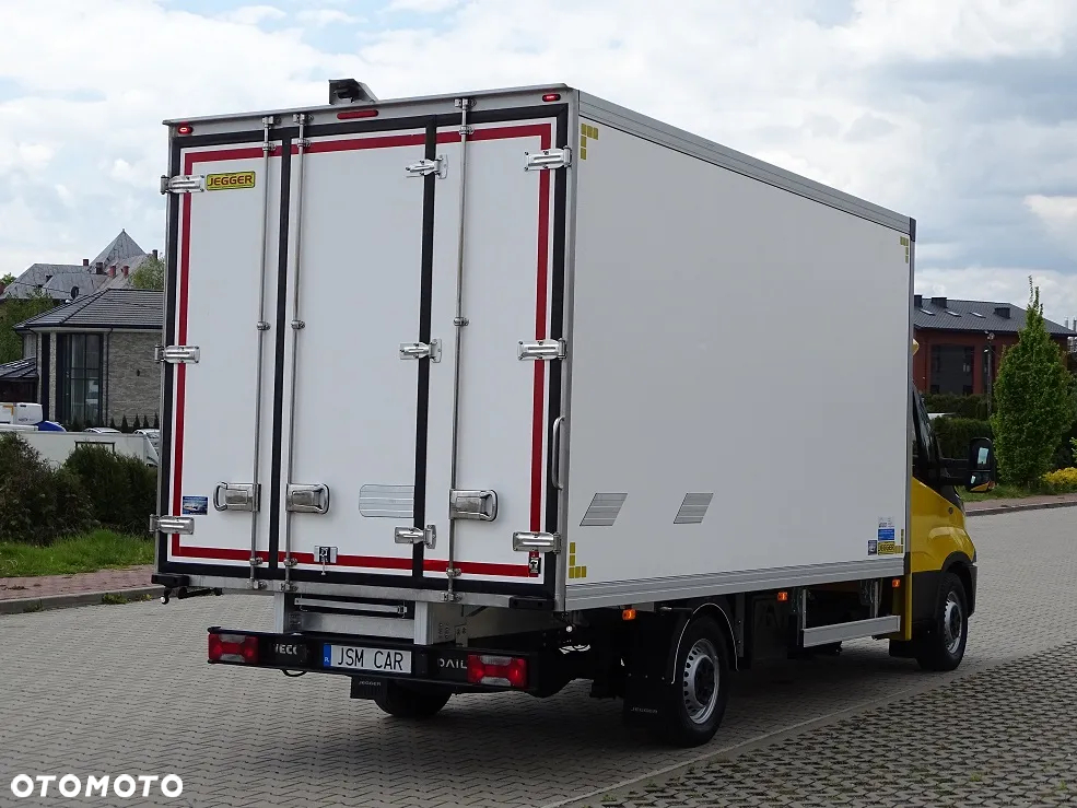 Iveco Daily 35S18 3.0 Chłodnia -30*C/+42*C 9 EuroPalet 4.42m JEGGER JAK NOWY!! Salon PL!! HWASUNG THERMO - 10