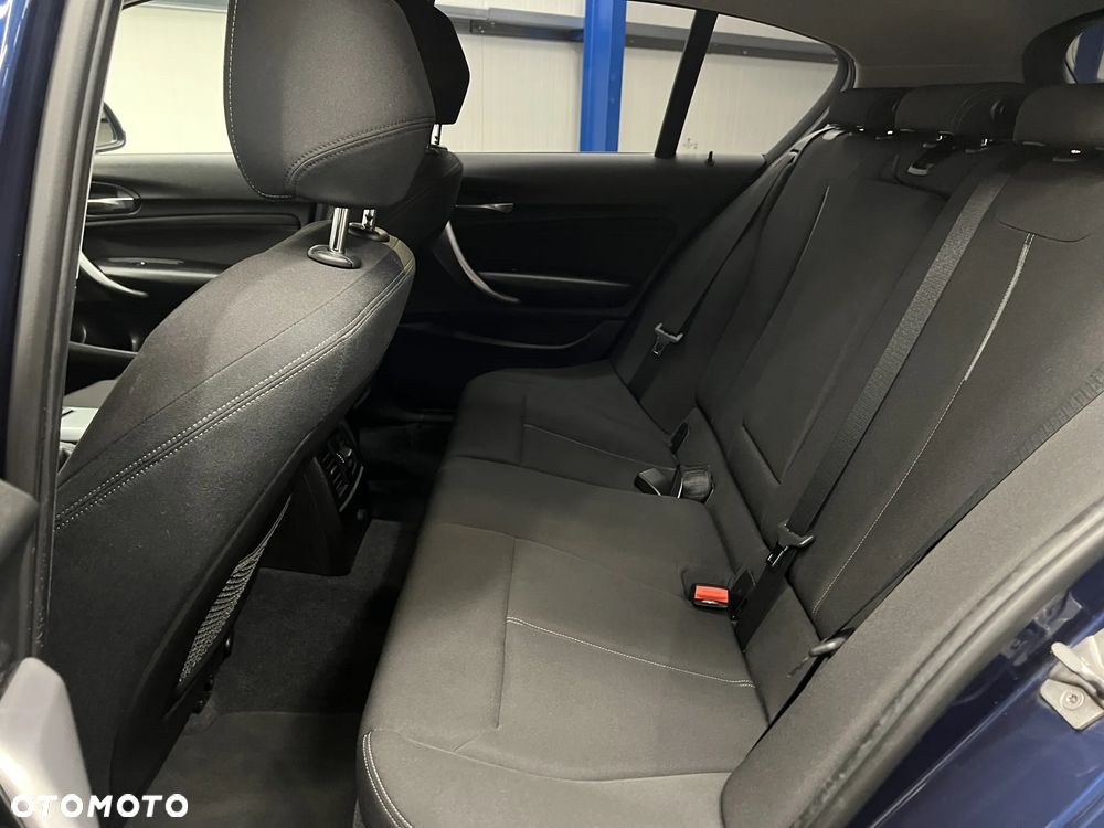 BMW Seria 1 116d Sport Line - 25