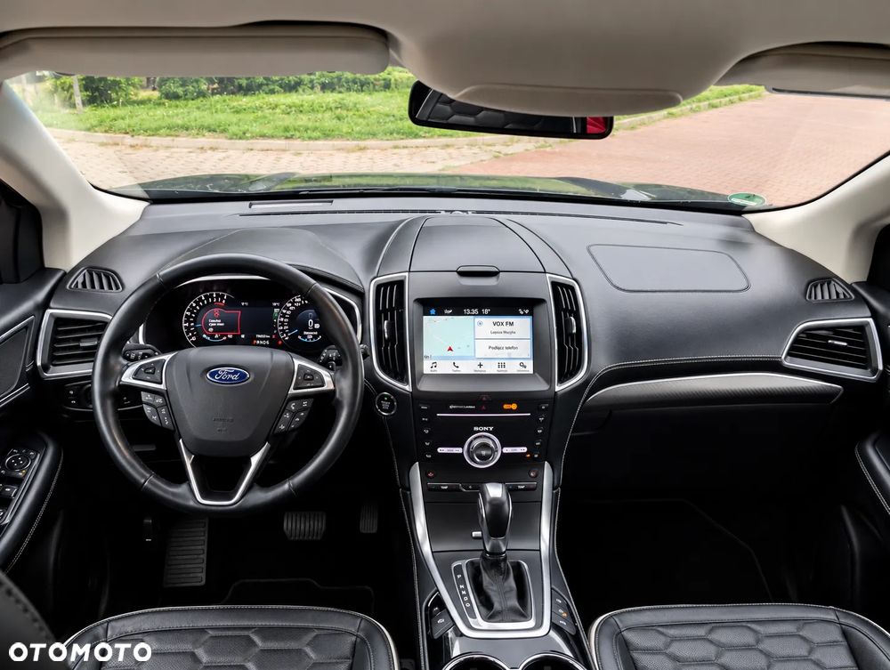 Ford Edge - 21