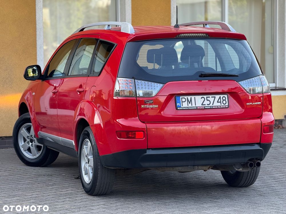 Mitsubishi Outlander 2.0 DI-D 4WD Instyle - 8