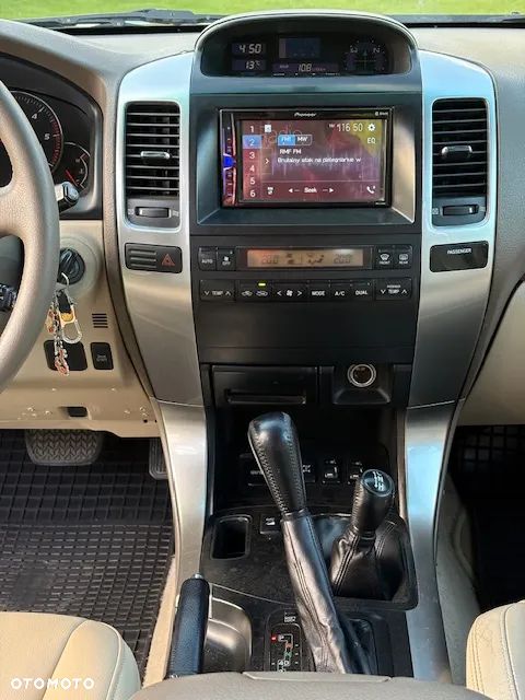 Toyota Land Cruiser 3.0 D Sol - 12