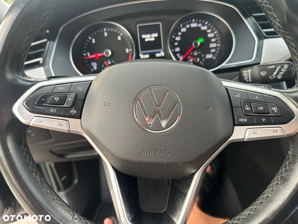 Volkswagen Passat Variant 2.0 TDI EVO Elegance DSG - 28