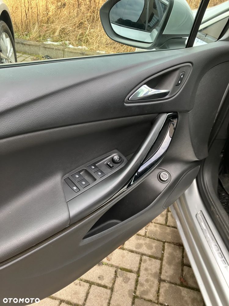 Opel Astra 1.6 CDTI Energy - 10