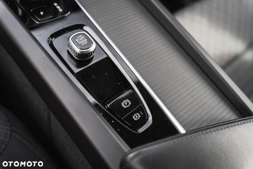 Volvo XC 60 2022