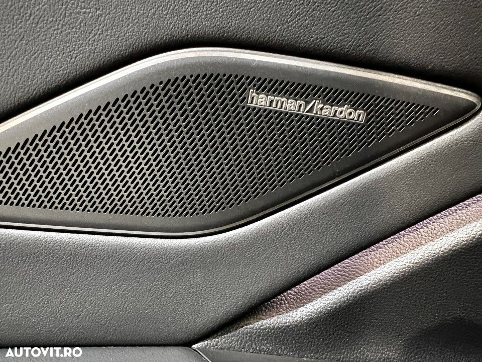 Volkswagen Tiguan - 12