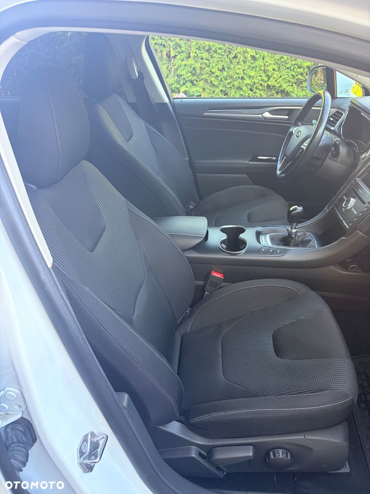 Ford Mondeo 2.0 EcoBlue Titanium - 14