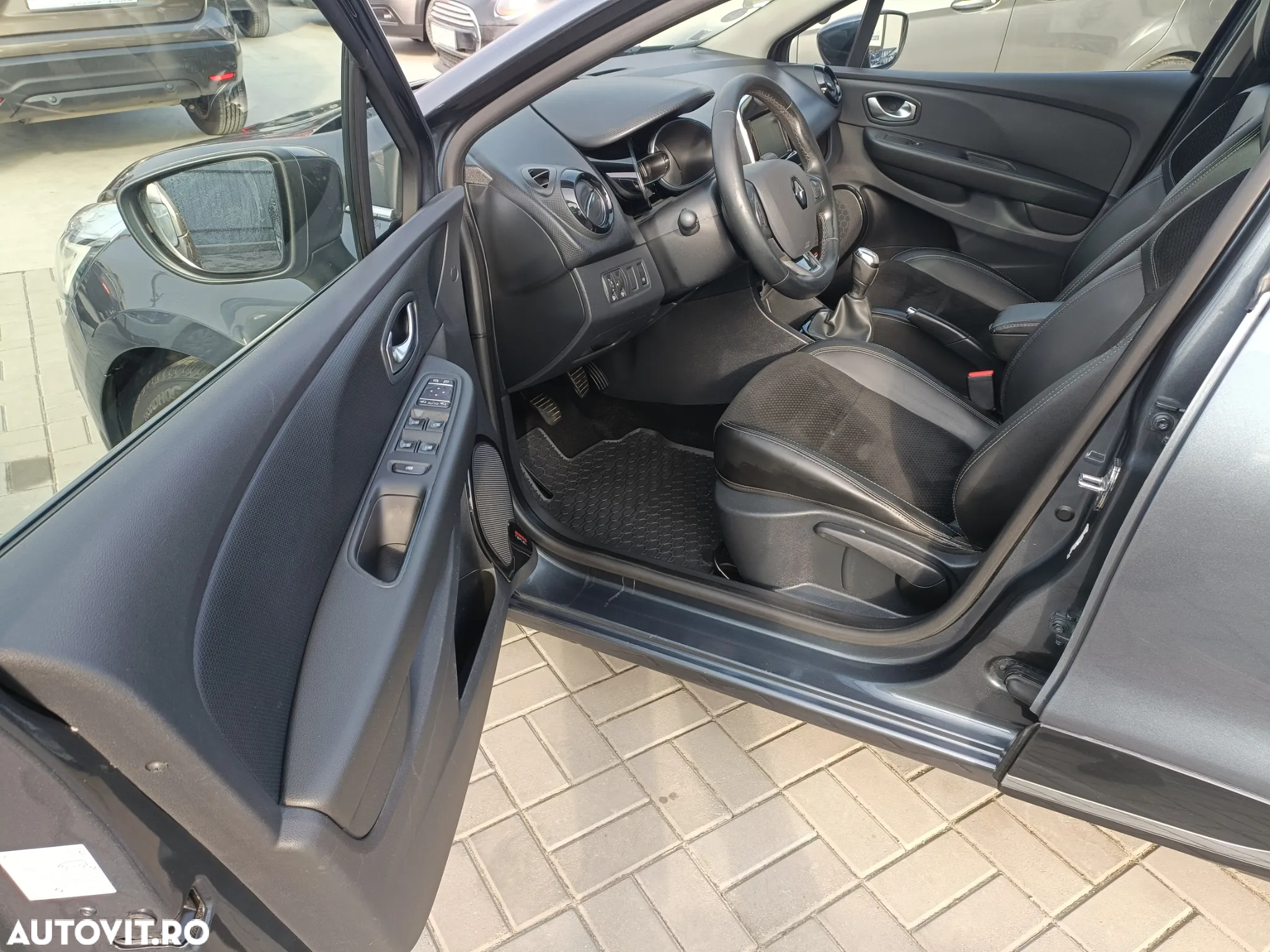 Renault Clio (Energy) TCe 90 Start & Stop INTENS - 6