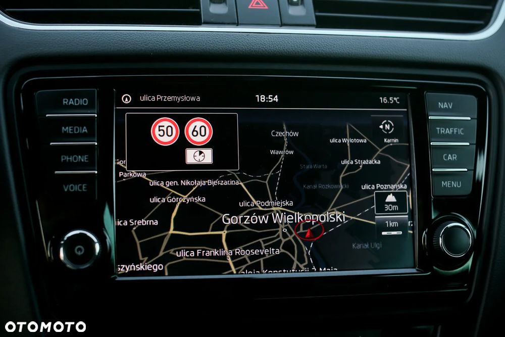 Skoda Octavia 2.0 TDI DSG RS - 31