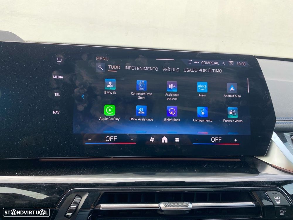 BMW iX1 eDrive20 Pack Desportivo M - 9