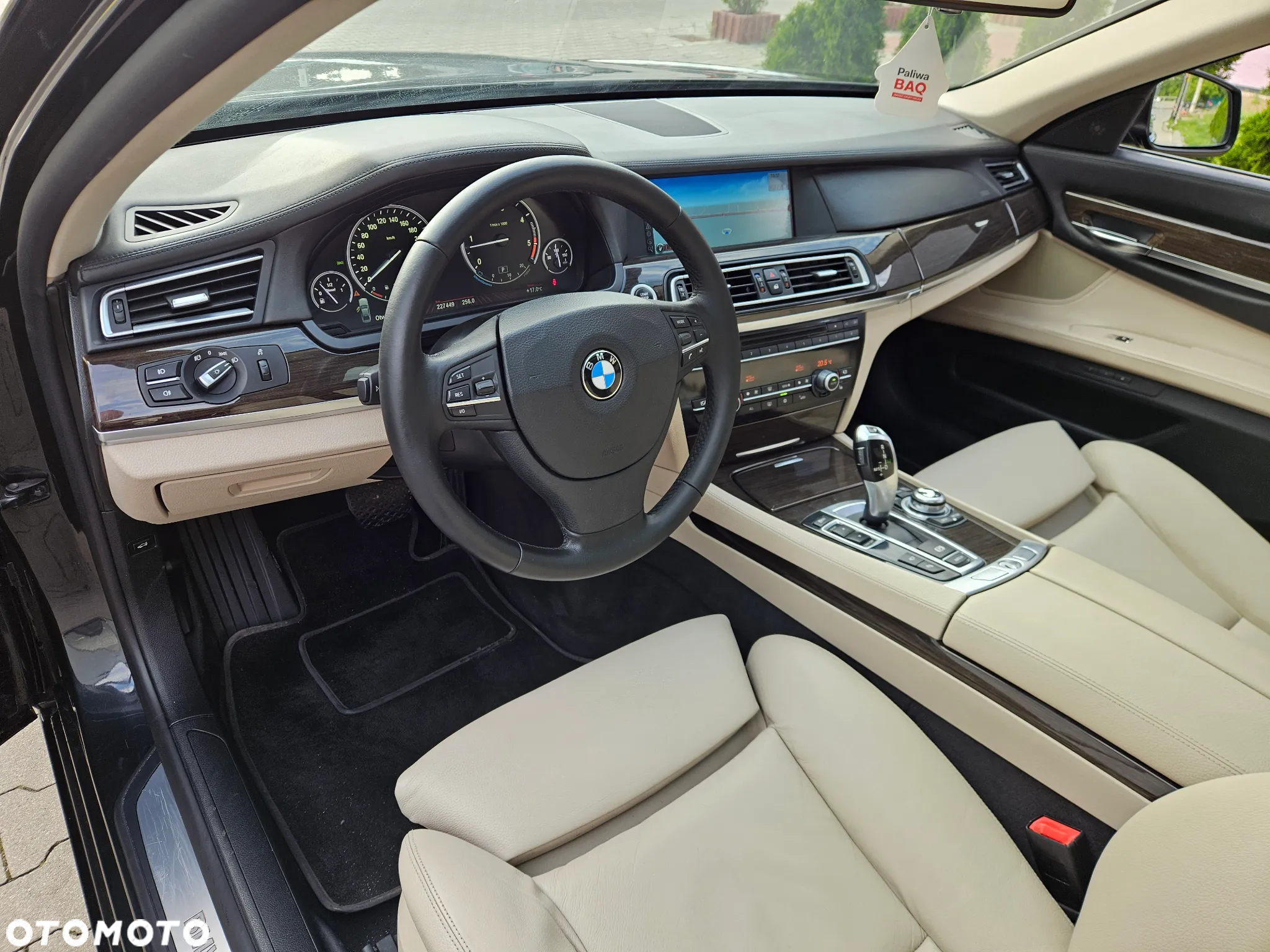 BMW Seria 7 730d - 27