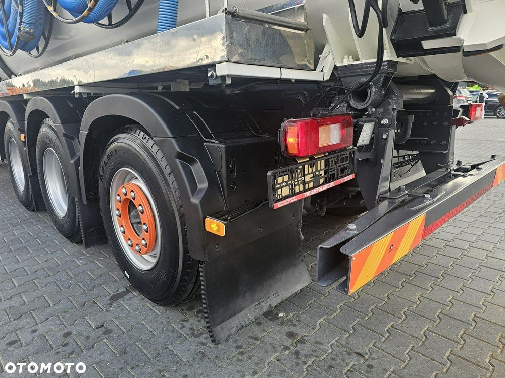 Volvo WUKO ROLBA ADR DO CZYSZCZENIA KANAŁÓW KOMBI - 15