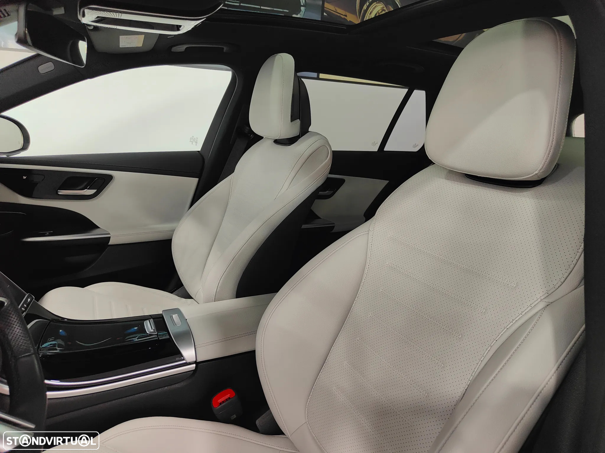 Mercedes-Benz C 300 e AMG Line - 35