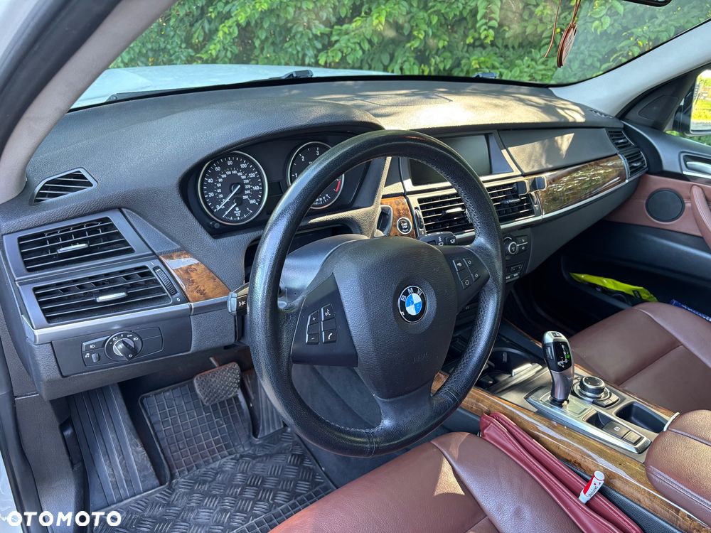 BMW X5 xDrive35d - 10