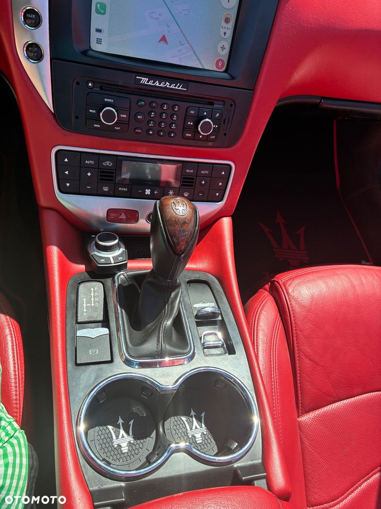 Maserati GranCabrio - 19