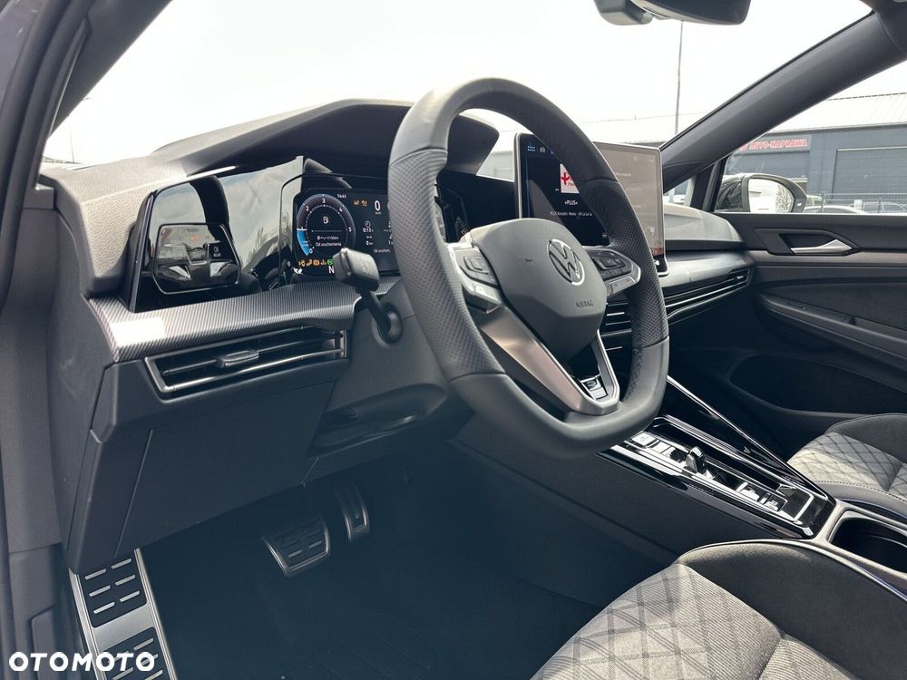 Volkswagen Golf Variant - 21
