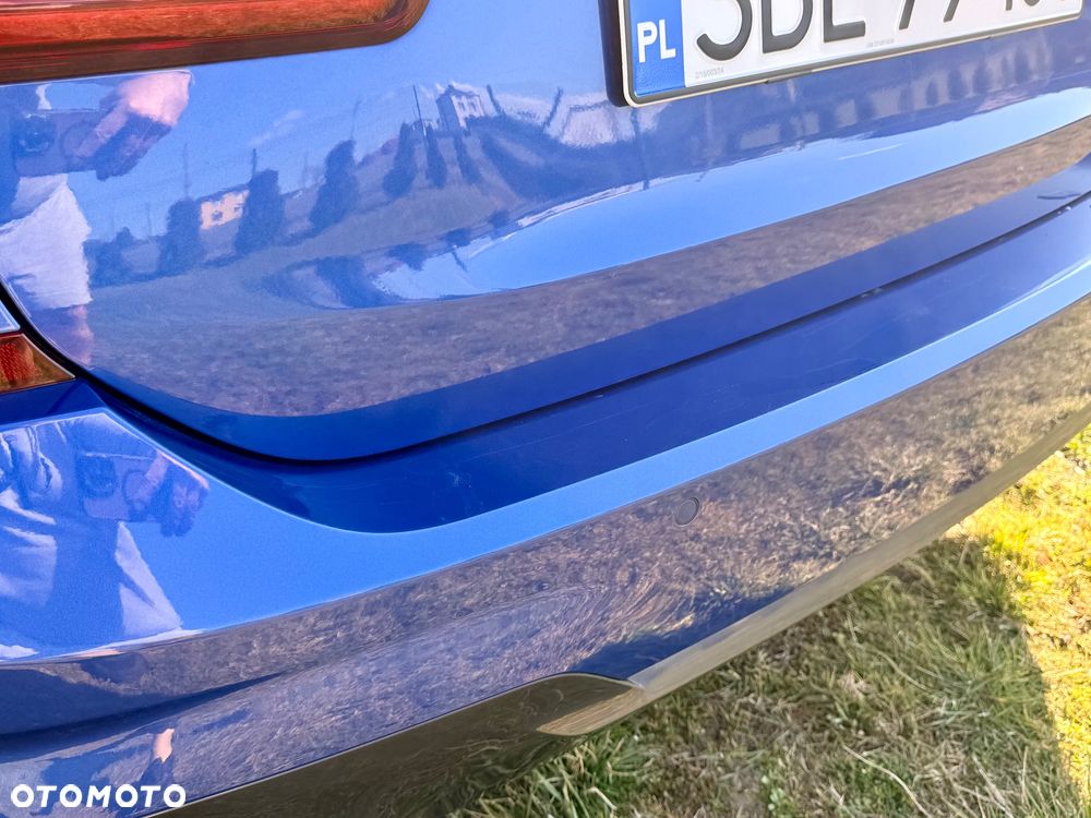 BMW Seria 3 320d xDrive MHEV M Sport sport - 2