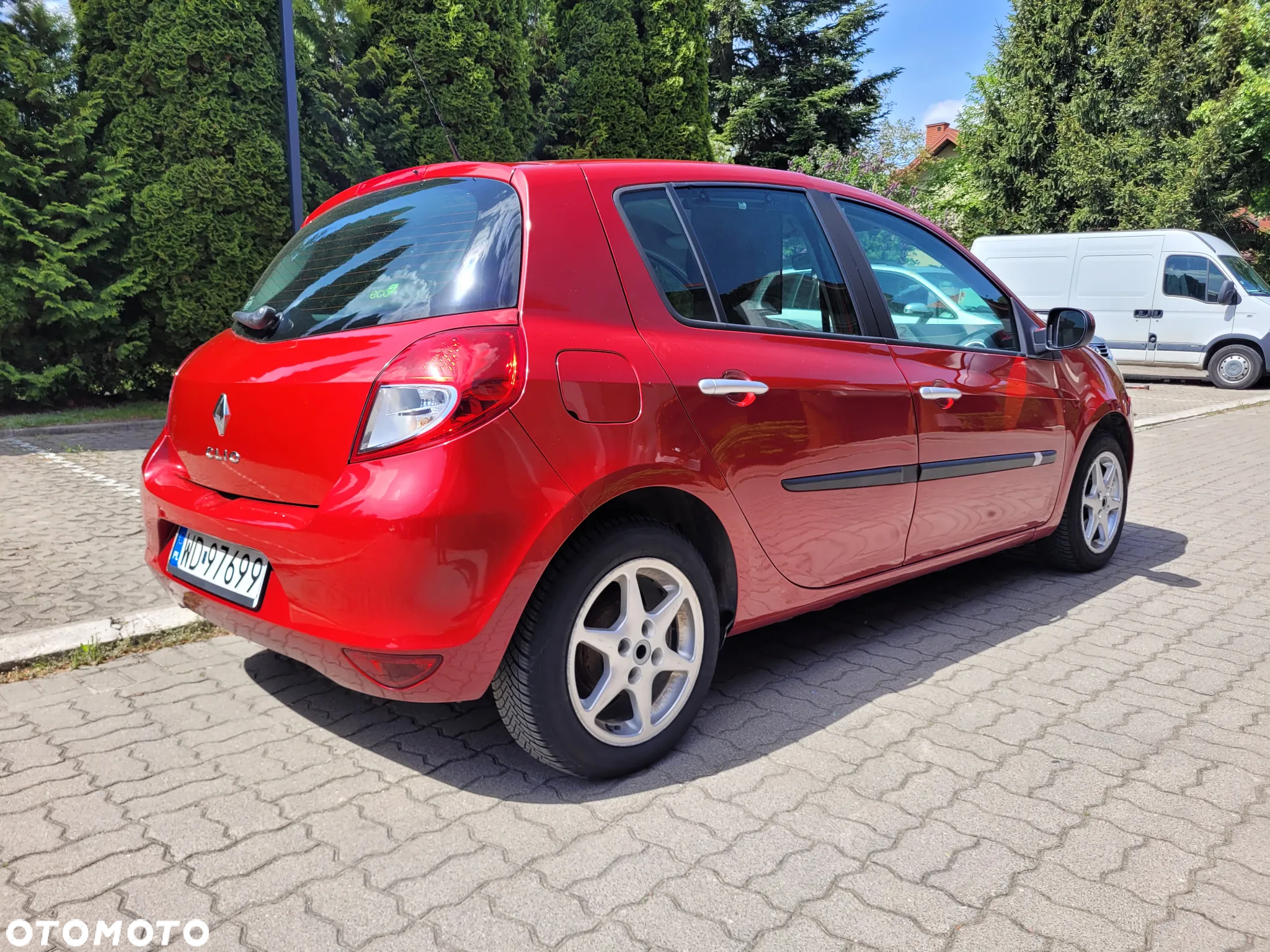 Renault Clio - 8