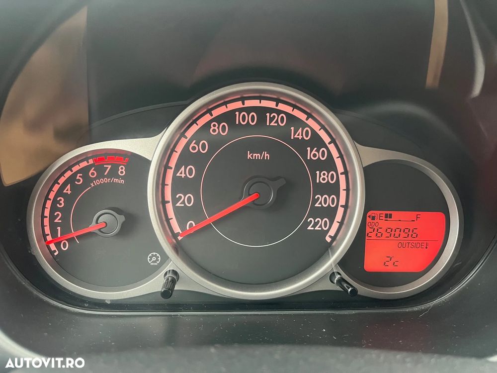 Mazda 2 1.3i TE Plus - 5