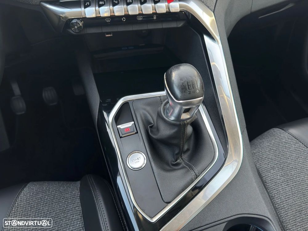 Peugeot 3008 - 14