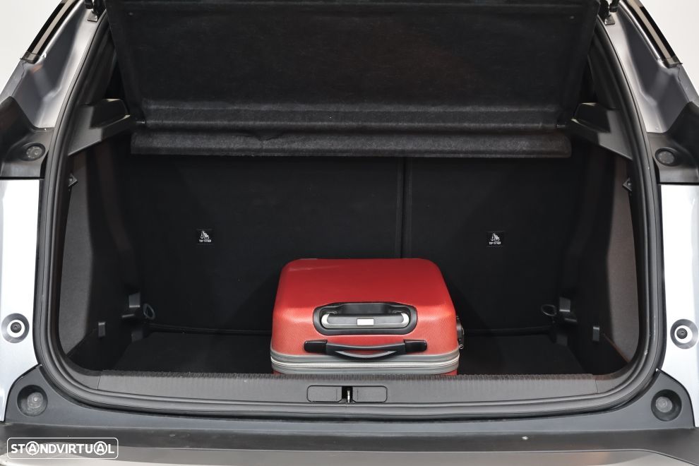 Peugeot 2008 1.2 PureTech Allure - 23