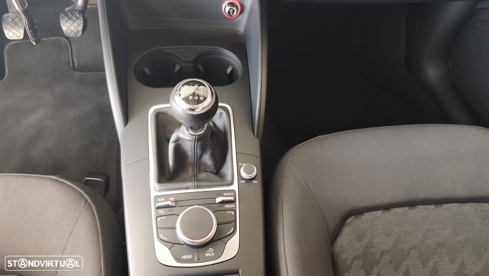 Audi A3 Sportback 1.6 TDI Attraction - 22