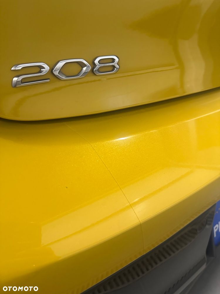 Peugeot 208 - 12