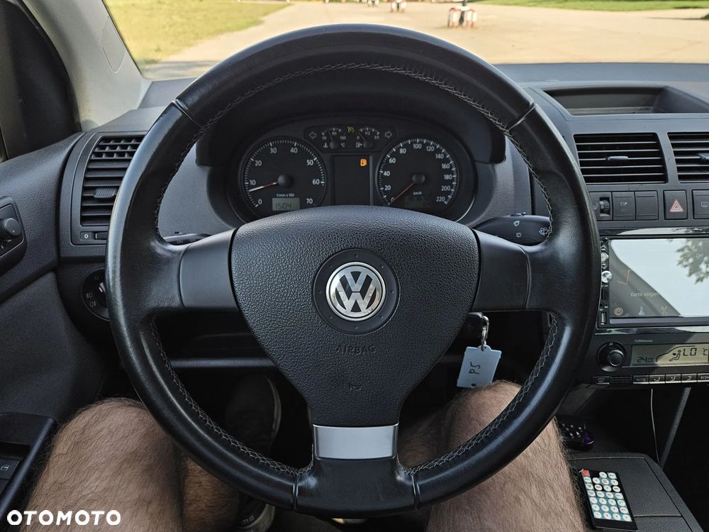 Volkswagen Polo 1.6 Sportline - 9