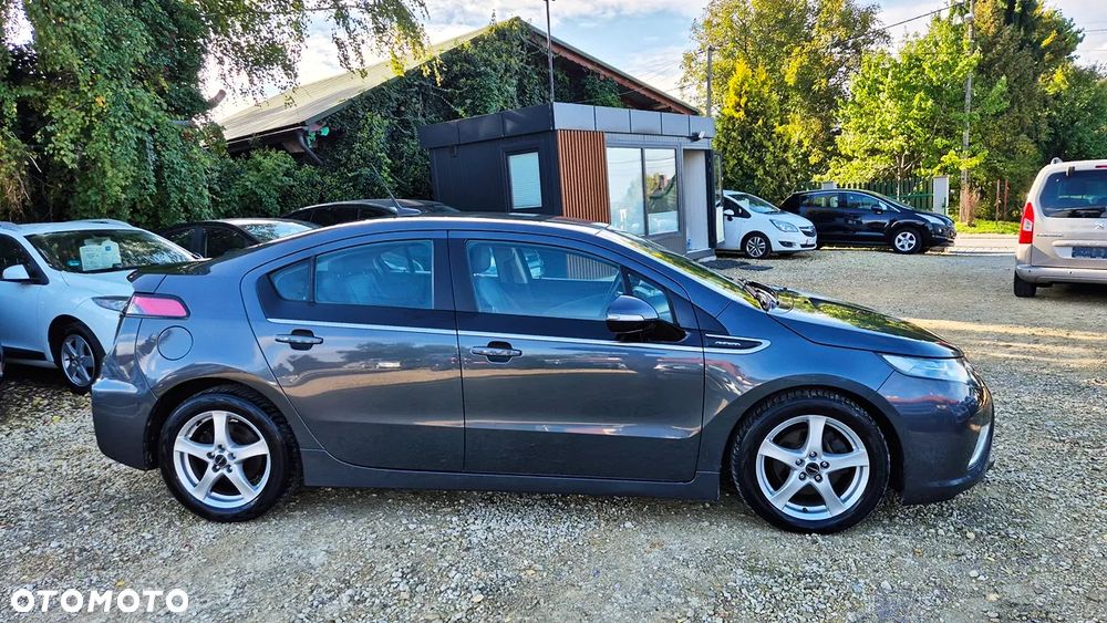 Opel Ampera - 8