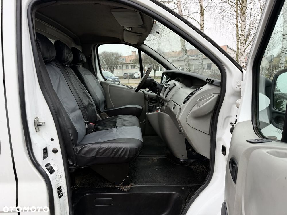 Renault Traffic - 12