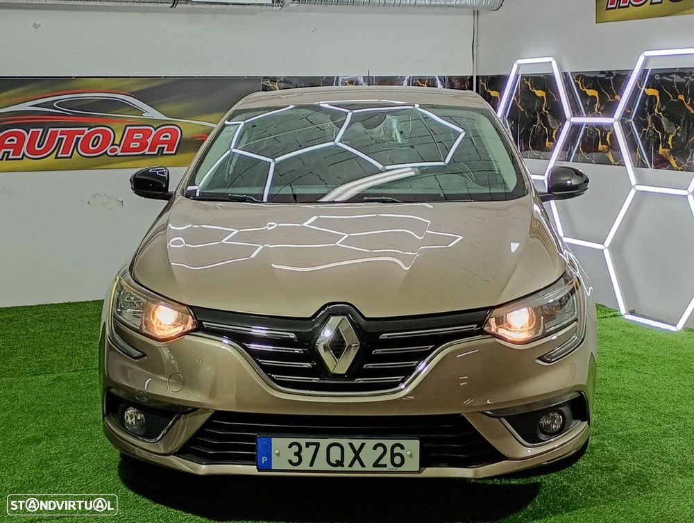 Renault Mégane 1.5 dCi Limited SS - 8