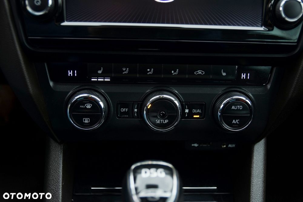 Skoda Octavia 2.0 TDI L&K DSG - 6