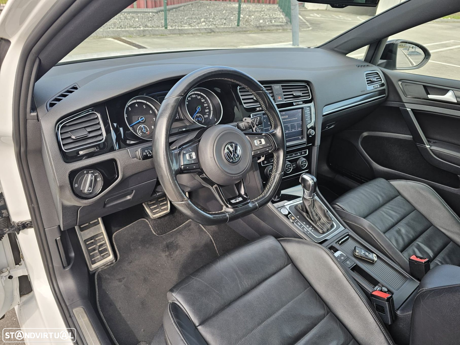 VW Golf 2.0 TSi R DSG - 17