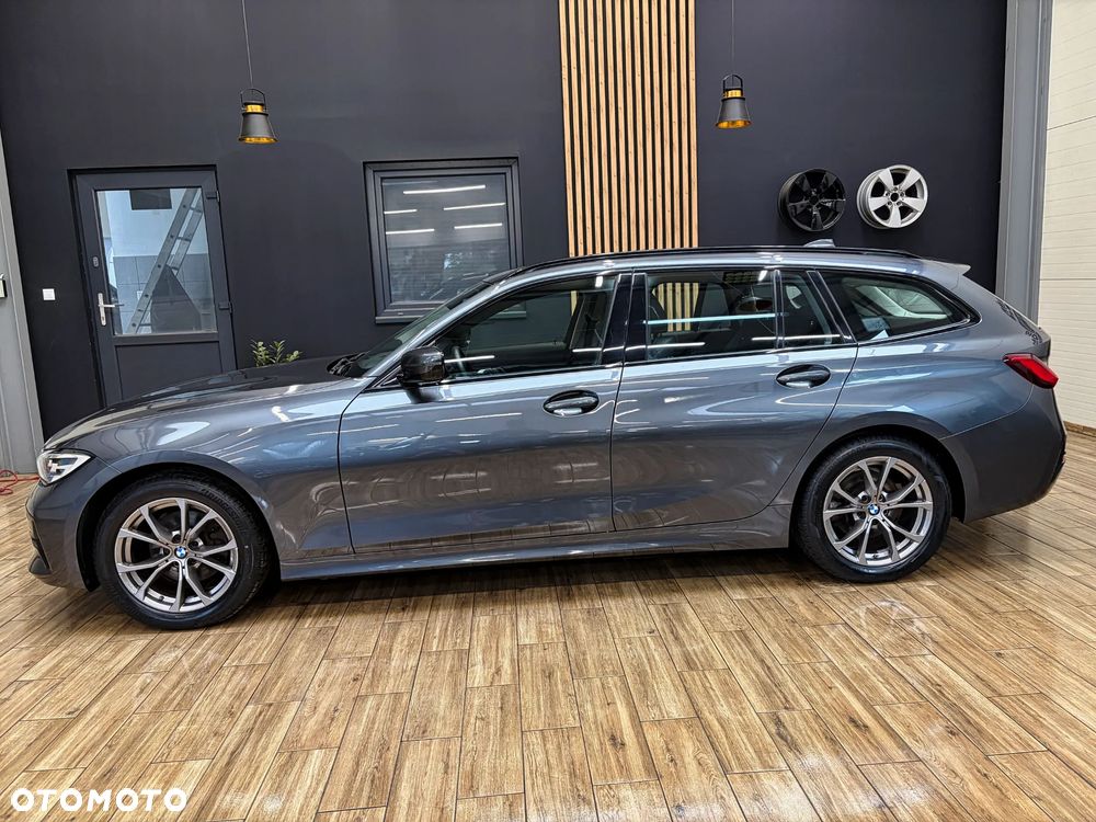 BMW Seria 3 320d Advantage - 11