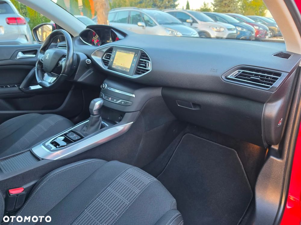 Peugeot 308 BlueHDi 120 EAT6 Stop & Start Business-Line - 33