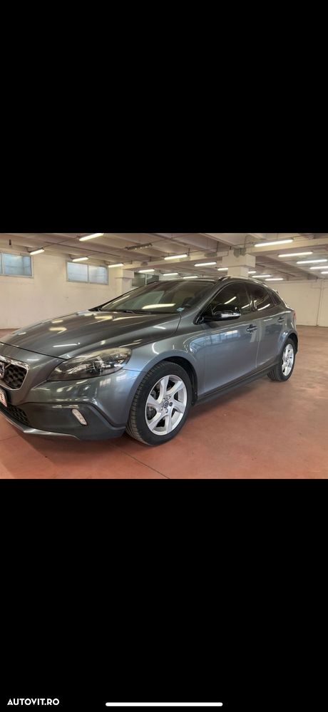 Volvo V40 D3 Geartronic Summum - 1