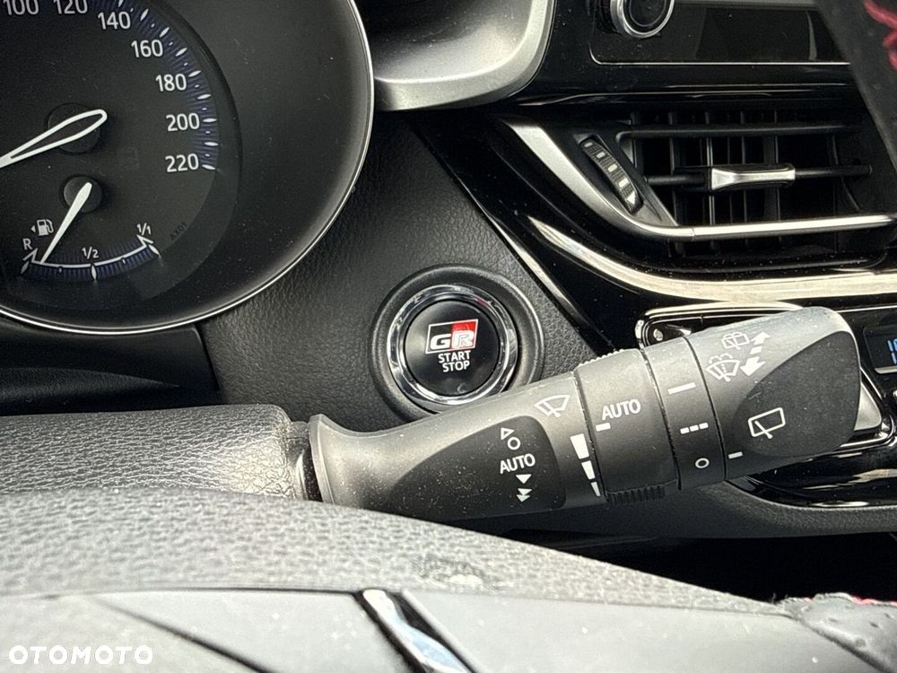 Toyota C-HR 1.8 Hybrid GPF GR Sport - 18