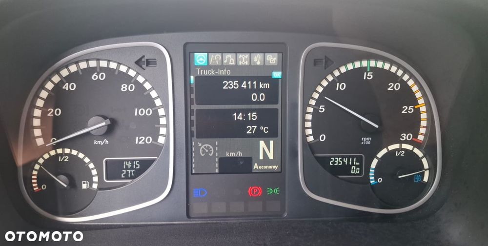 Mercedes-Benz ATEGO - 12