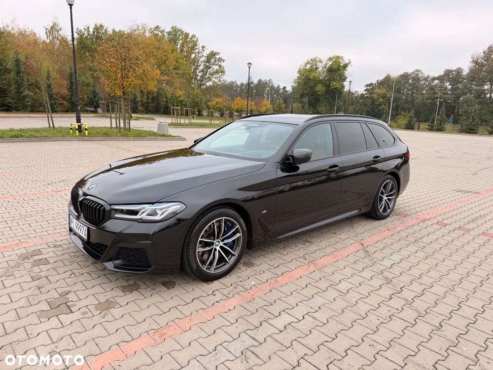 BMW 5 Series 2020 photo 2