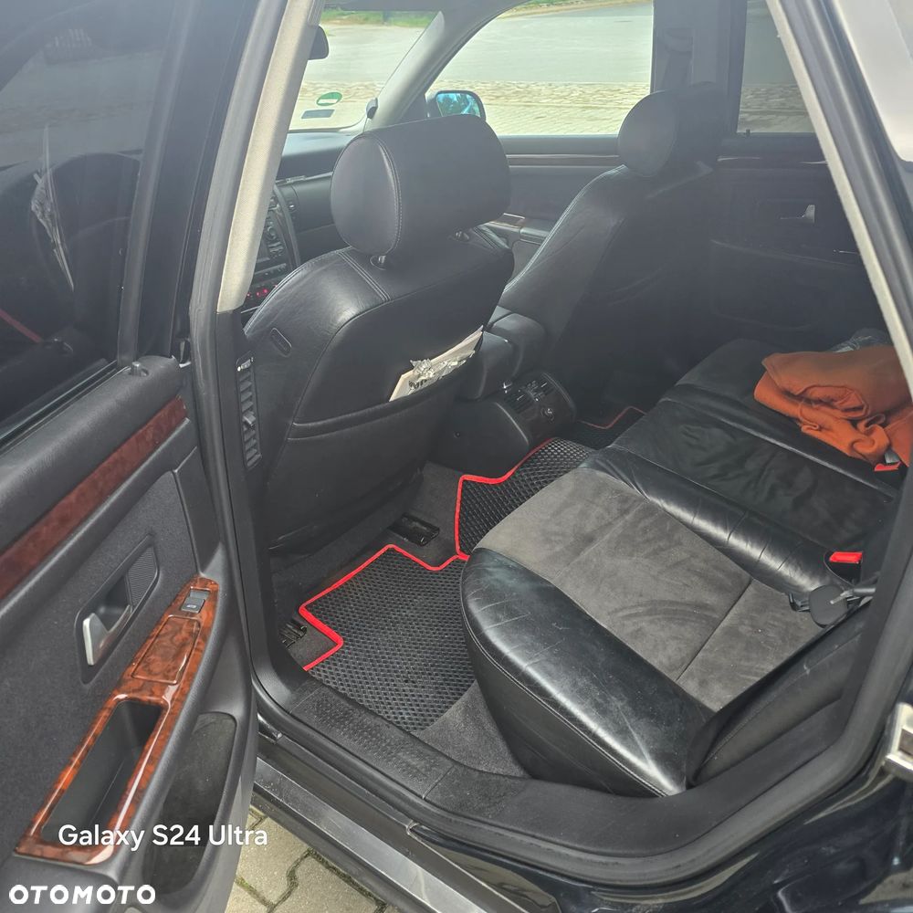 Audi A8 - 7