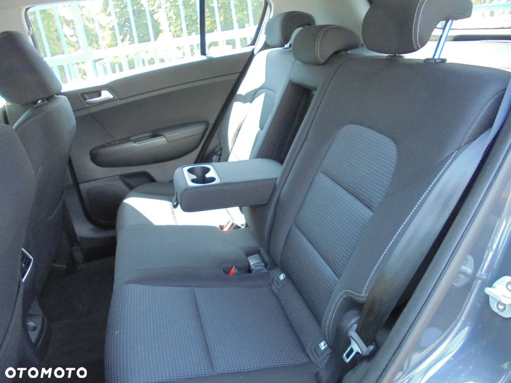 Kia Sportage 1.6 GDI 2WD DREAM-TEAM EDITION - 12