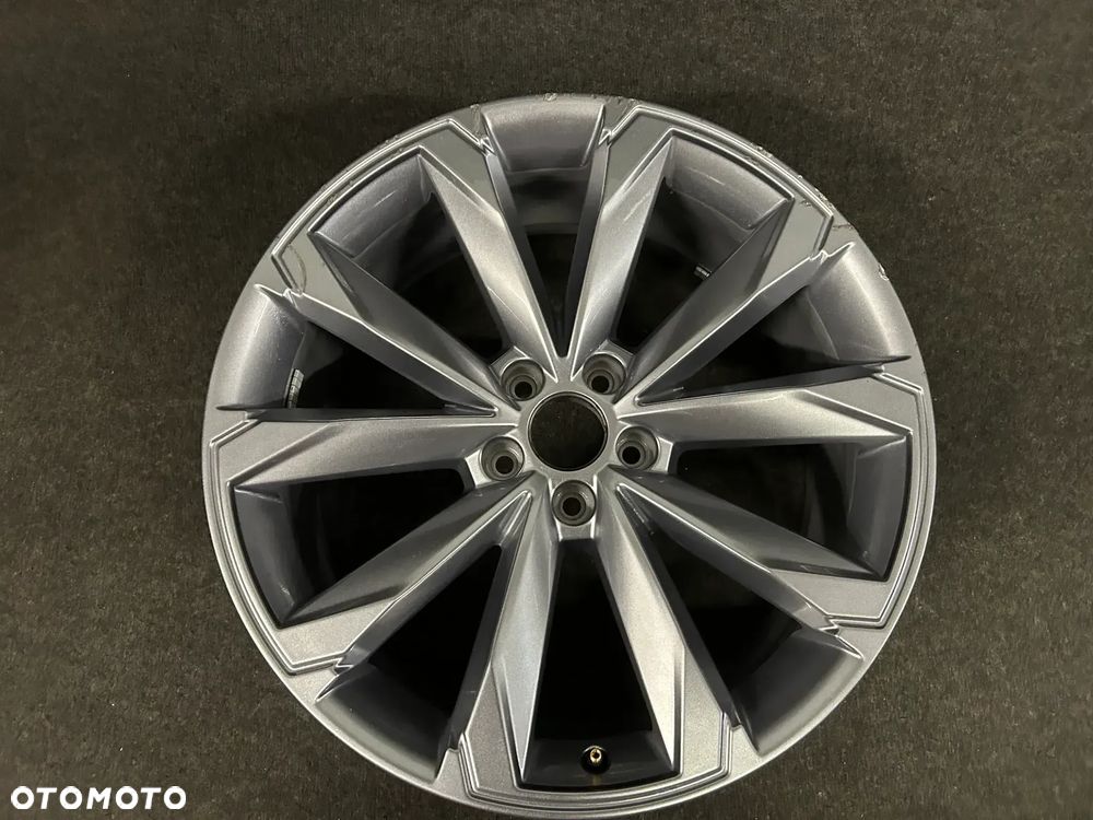 Alufelga Audi A6 C8 Allroad 20 cali 5x112 1szt. 4K9601025L - 1