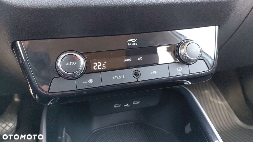 Skoda Fabia 1.0 Style - 24