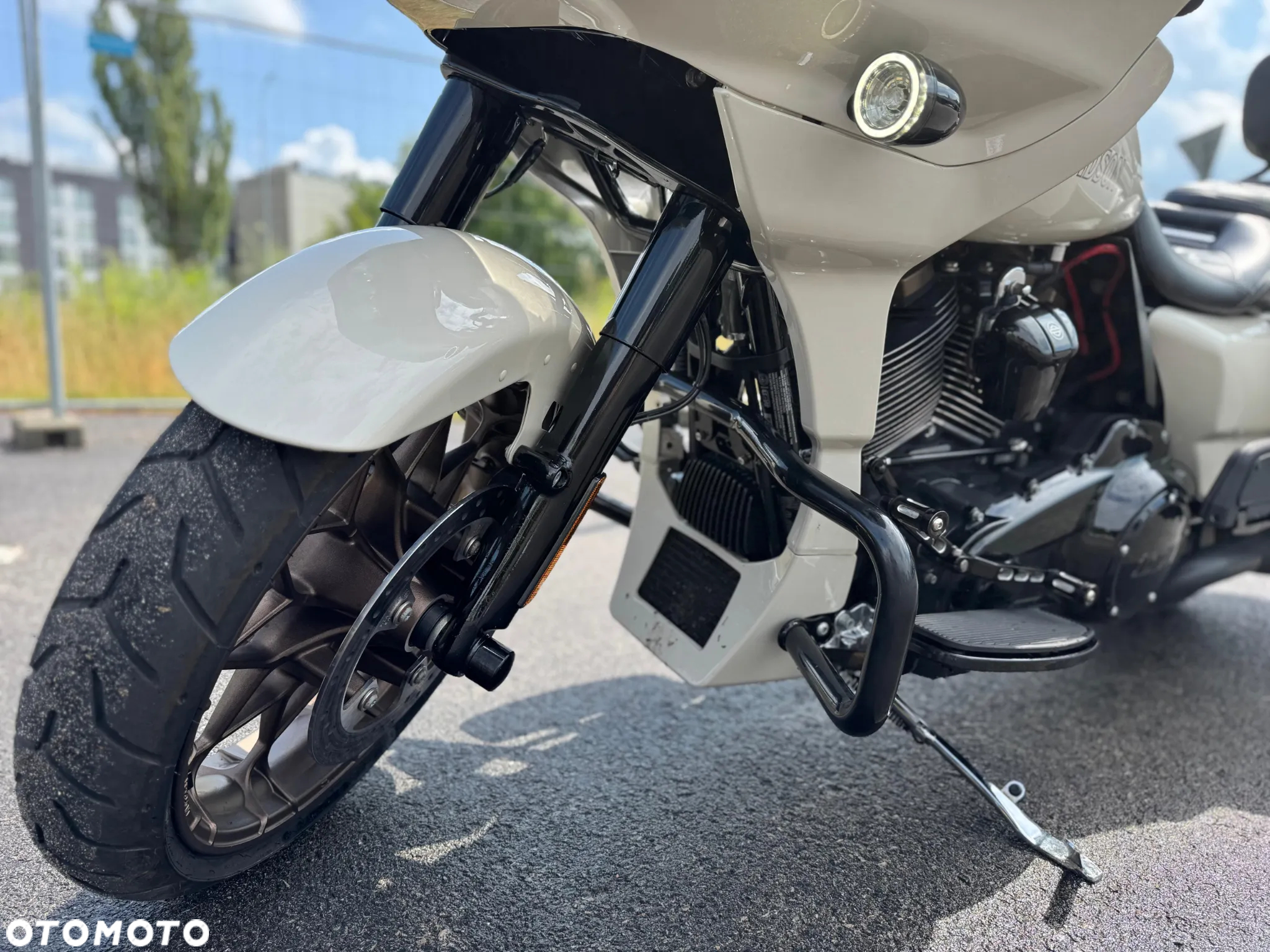 Harley-Davidson Touring Road Glide - 18